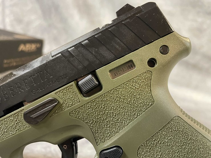 #4785-•-beretta-apx-a1-compact-9mm-luger-pistol,-sn:-axc150906-image-21