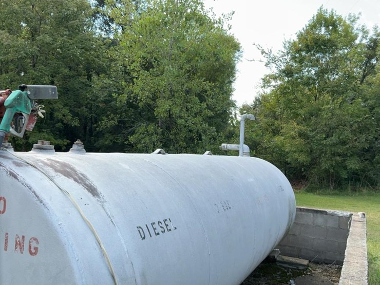 #202-•-fuel-tank-image-7