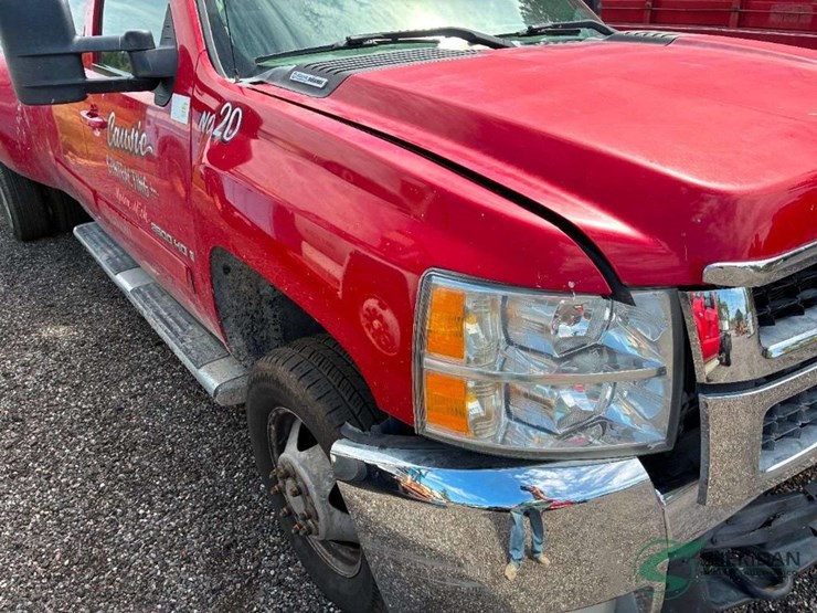 2008-chevrolet-silverado-image-20