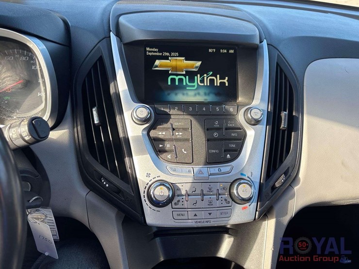 2015-chevrolet-equinox-image-14