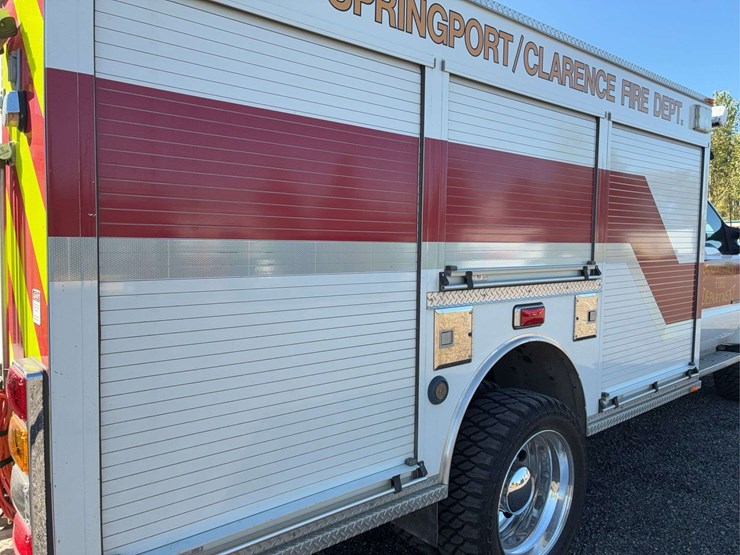 2002-ford-f550-image-23