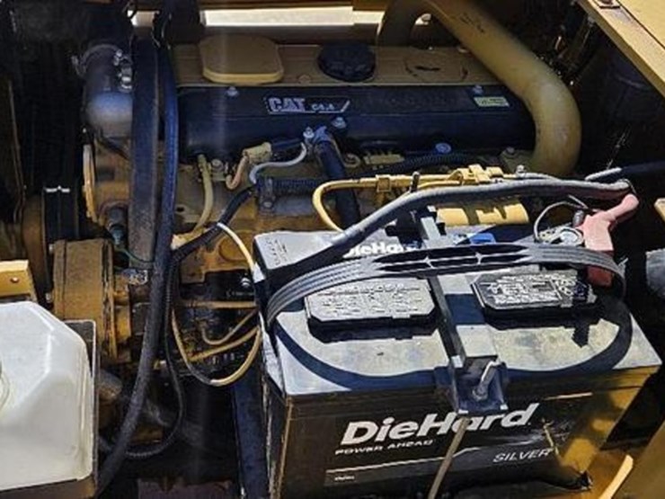 2012-all-terrain-forklift-image-14