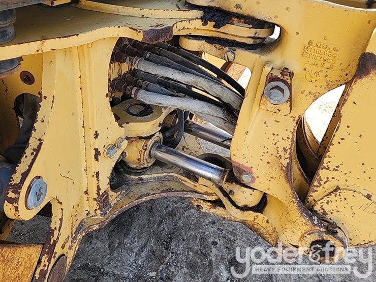 1996-john-deere-310d-image-13