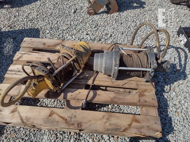(2)-winches-image-1
