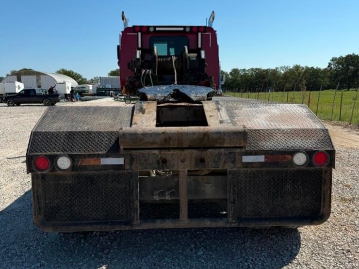 2020-western-star-4900sb-image-10