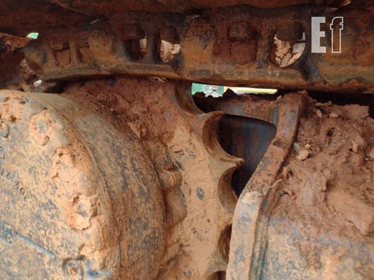 2017-komatsu-pc240-lc-11-image-24