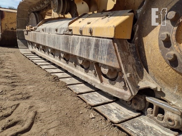 2000-deere-550h-lt-image-22