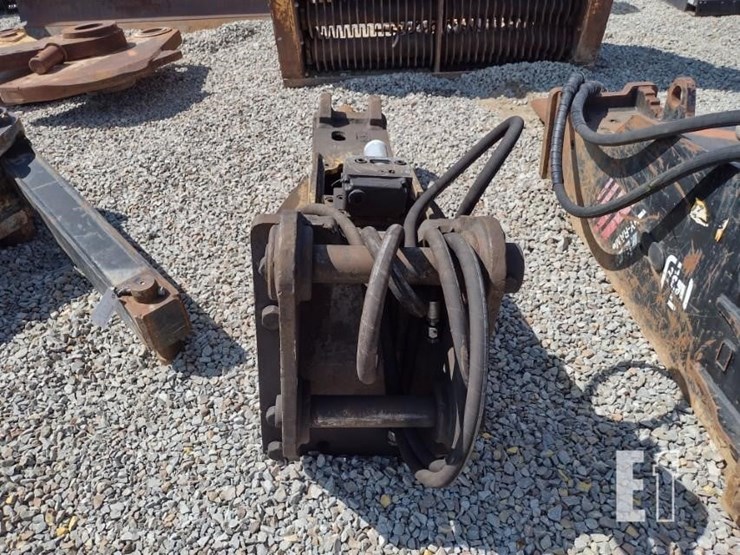 14-magnum-rhb313-6-excavation-hammer-image-3