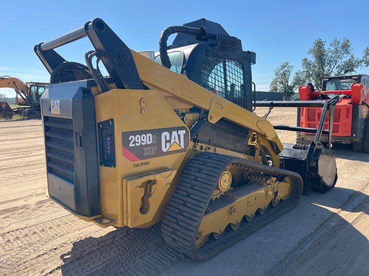 2019-caterpillar-299d2-xhp-image-3