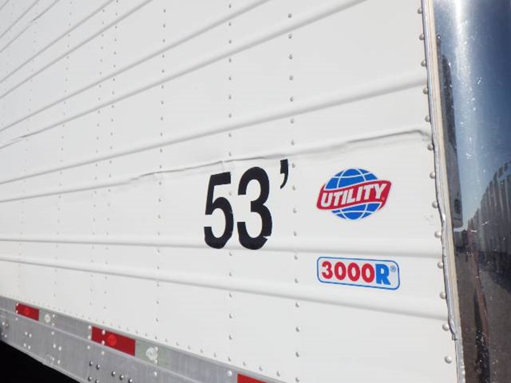 2016-utility-3000r-image-4