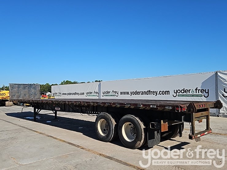 2004-clark-45'-tandem-axle-flatbed-trailer,-gvwr-66,500-lbs-image-3