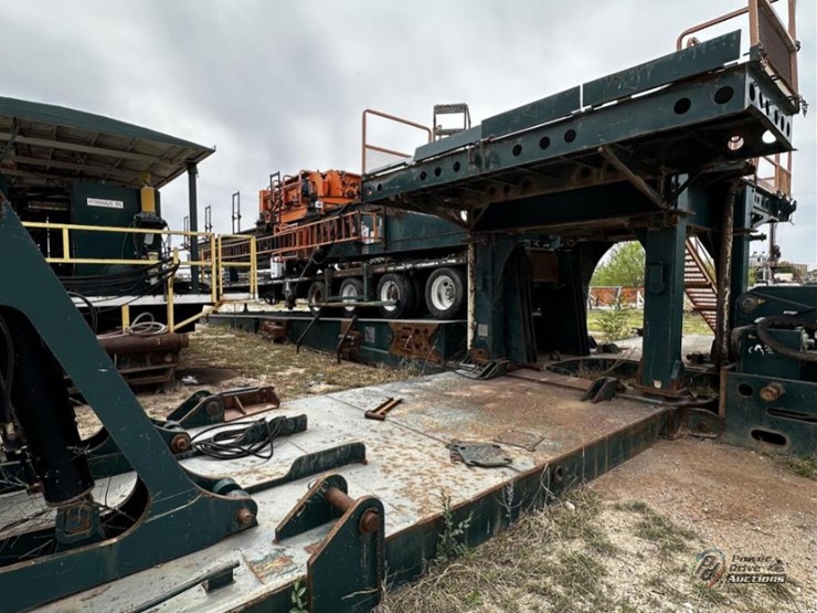 2008-caterpillar-c18-image-31