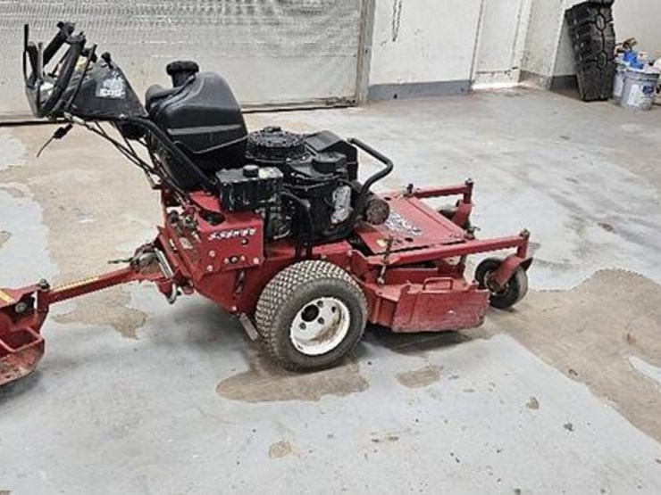 2018-exmark-riding-lawn-mower-image-1