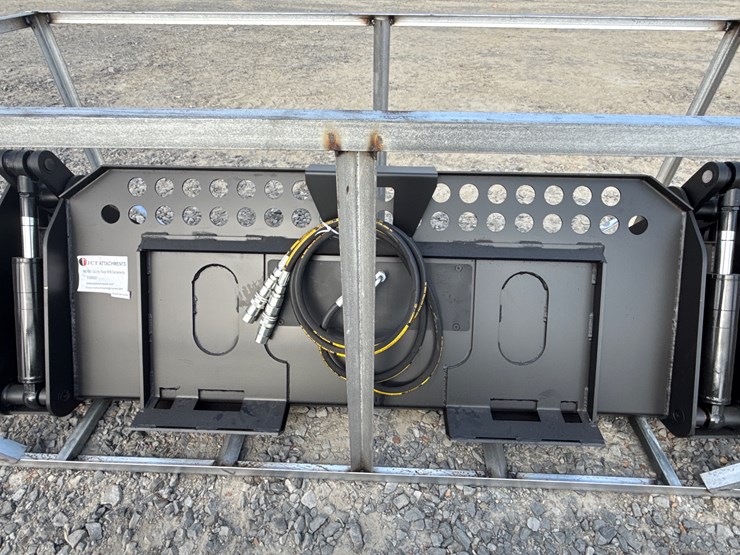 #2096-•-unused-jct-skid-steer-combination-bucket-inv#-27507-image-5