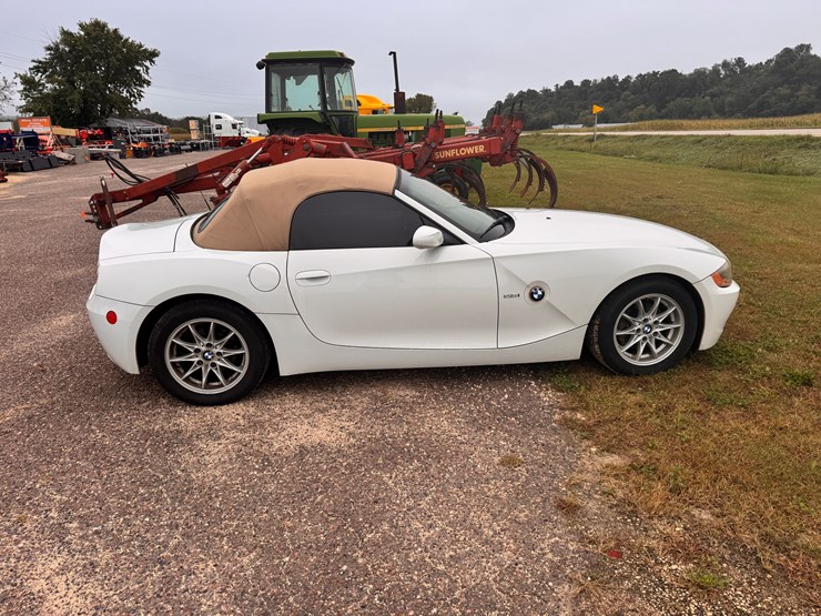 #5479-•-2003-bmw-z4-(arcadia,-wi)-(title-in-delay)-image-7
