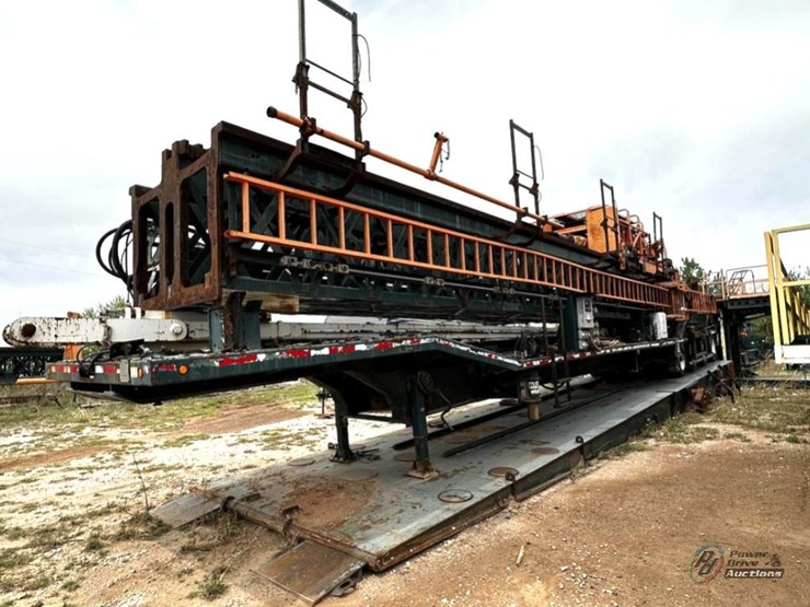 2008-caterpillar-c18-image-1