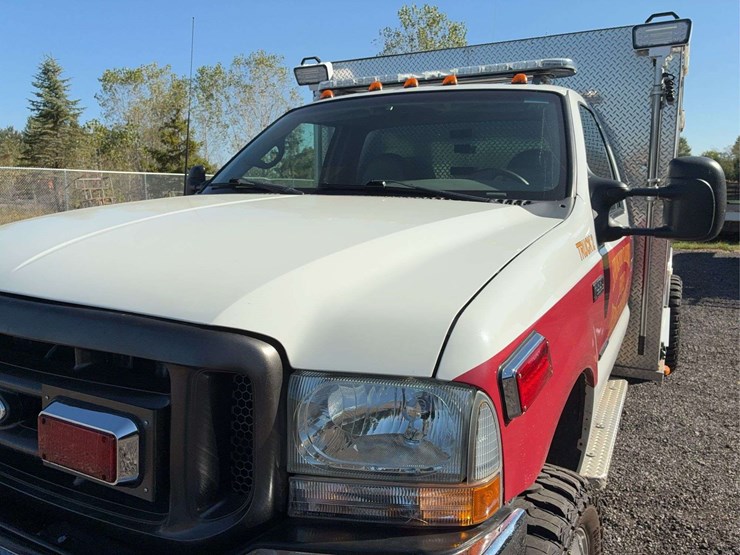 2002-ford-f550-image-4