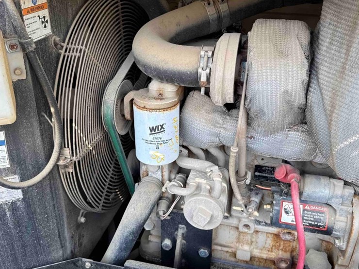 doosan-p185-utility-air-compressor-skidded-image-2