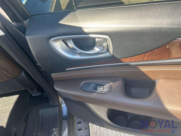 2014-infiniti-qx60-suv-image-30