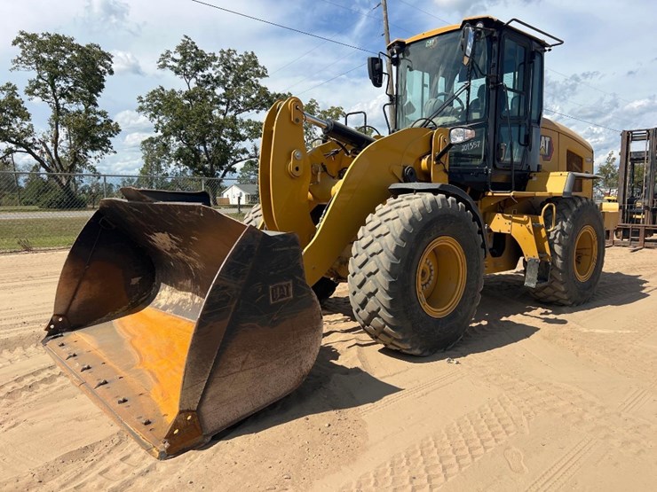 2021-caterpillar-926m-image-8