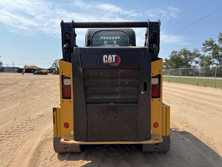 2023-caterpillar-259d3-image-6