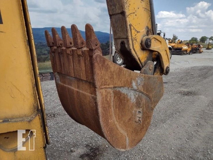 1999-deere-410e-image-27