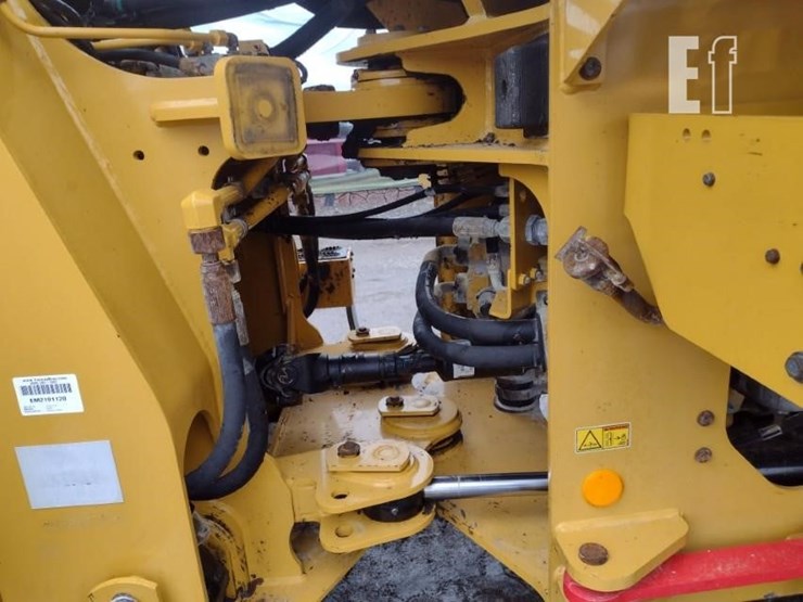 caterpillar-926m-image-30