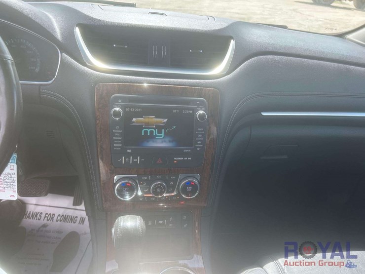 2013-chevrolet-traverse-image-17