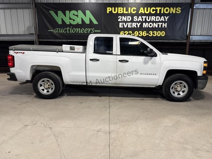 2015-chevrolet-silverado-1500-image-1