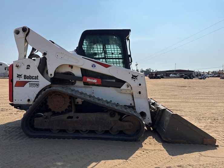 2020-bobcat-t870-image-5