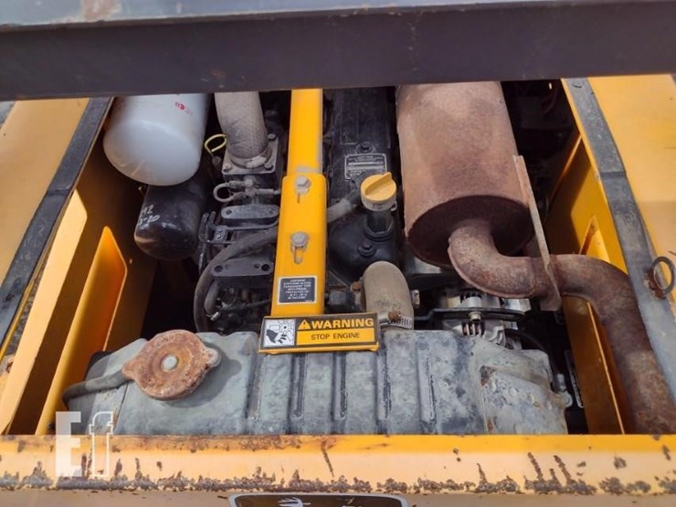 1990-deere-675b-image-19