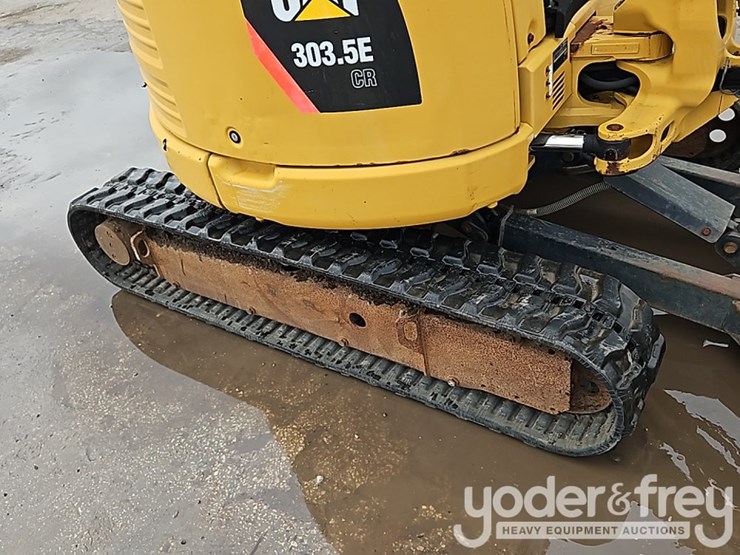 2013-caterpillar-303-image-13