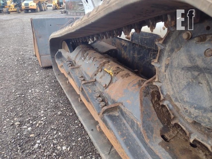 2019-bobcat-t770-image-24