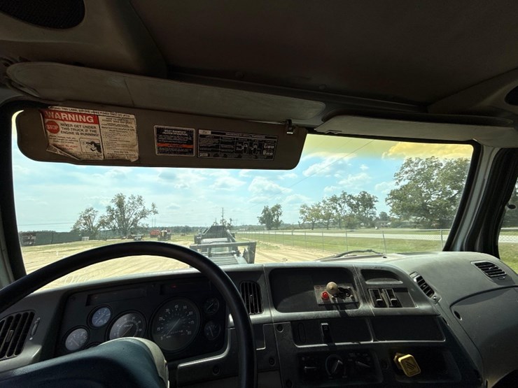 1997-ford-boom-truck-image-26