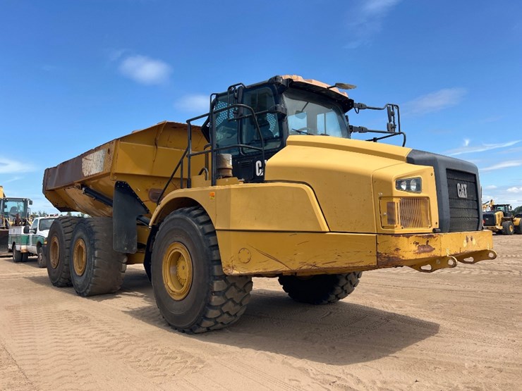 2019-caterpillar-740-gc-image-6