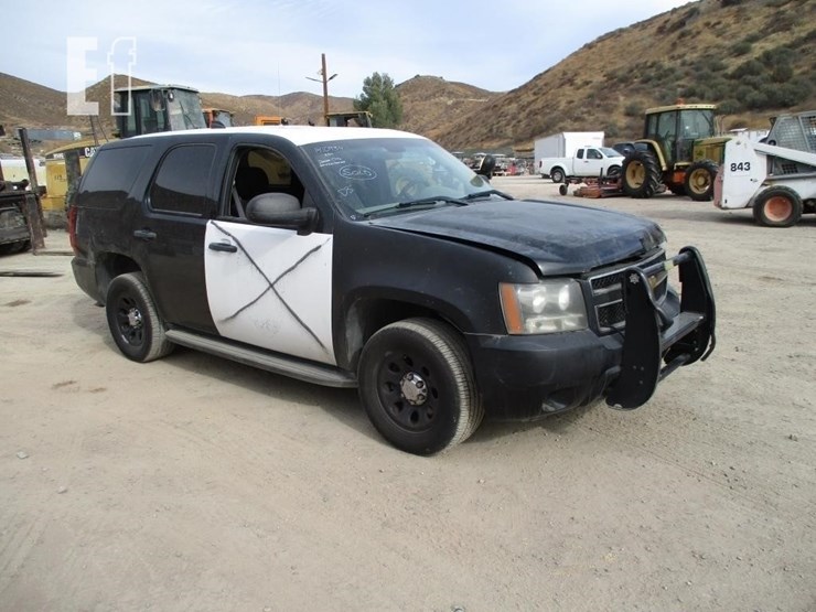 2014-chevrolet-tahoe-image-2