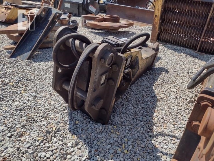 14-magnum-rhb313-6-excavation-hammer-image-2
