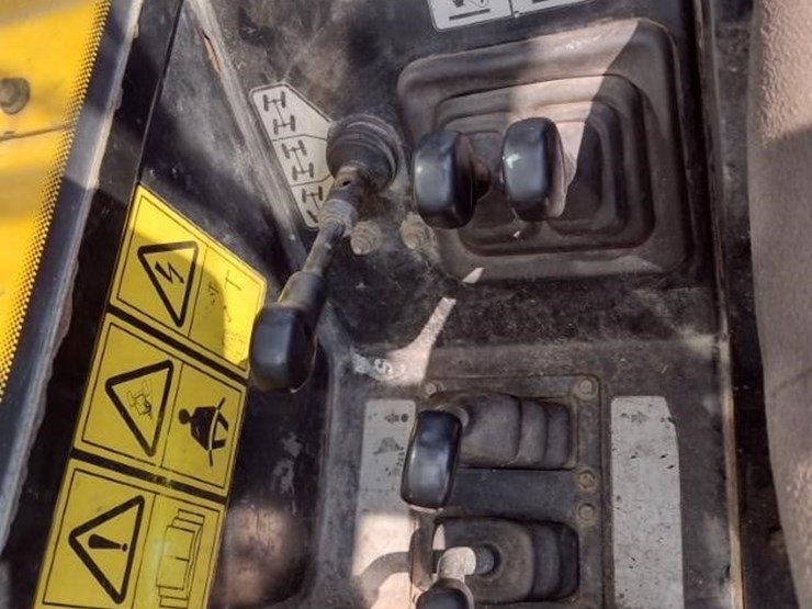 jcb-512-56-image-10