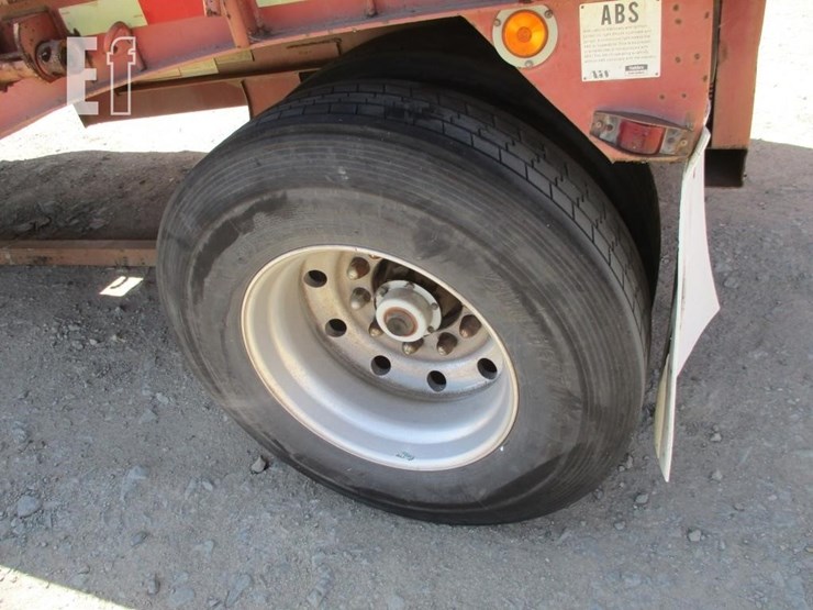2000-utility-flatbed-image-10