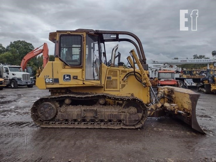 1997-deere-750c-image-3