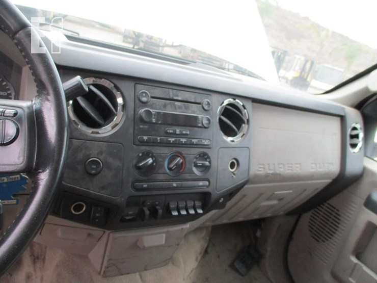 2008-ford-f550-image-9