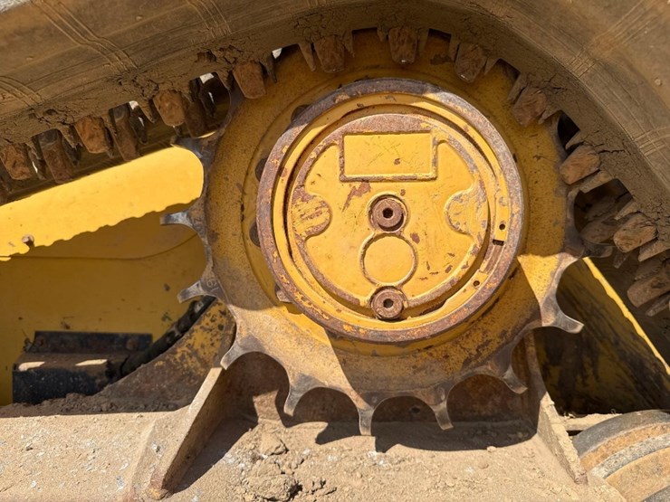 2014-caterpillar-299d-image-10