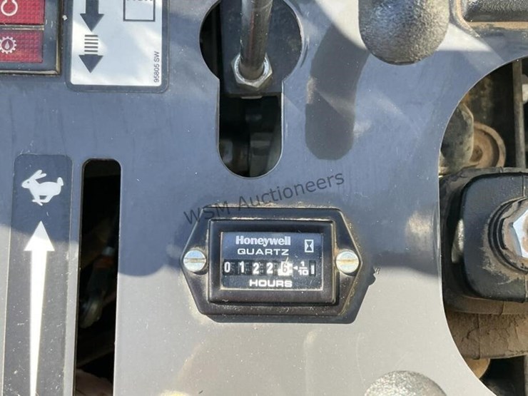 2018-bobcat-mt85-image-16