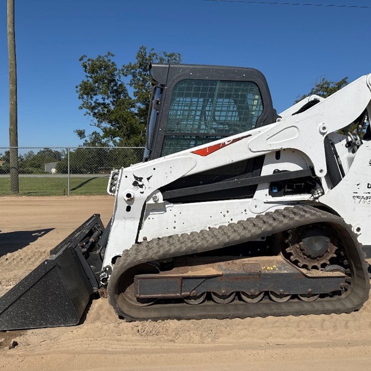 2022 BOBCAT T770