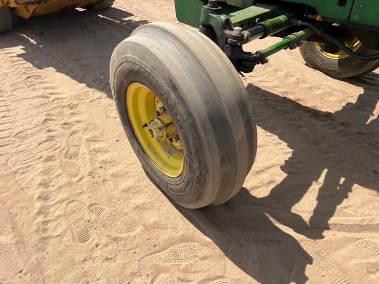 john-deere-2750-image-21