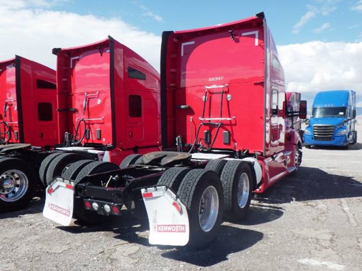 2020-kenworth-t680-image-5