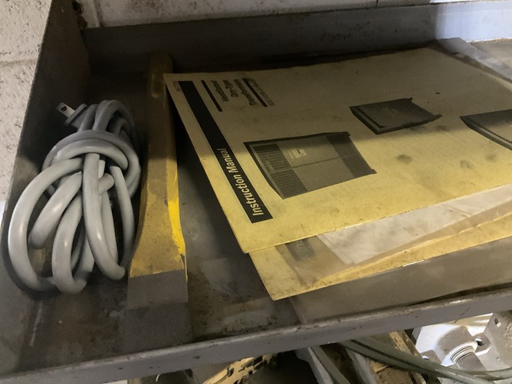 #161-•-steel-shelf-and-contents-image-10