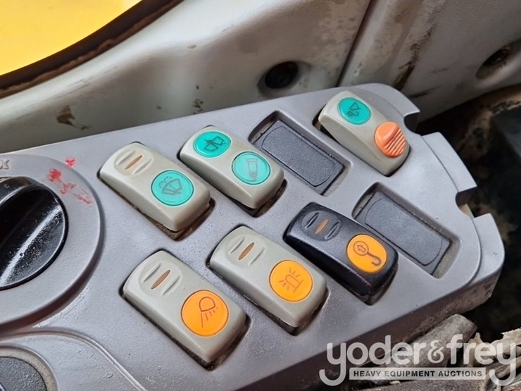 2014-komatsu-pc80mr-3-image-57