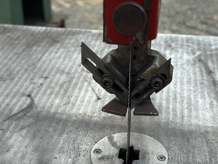 #131-•-vertical-band-saw-image-7