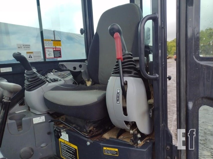 2023-deere-50g-image-13